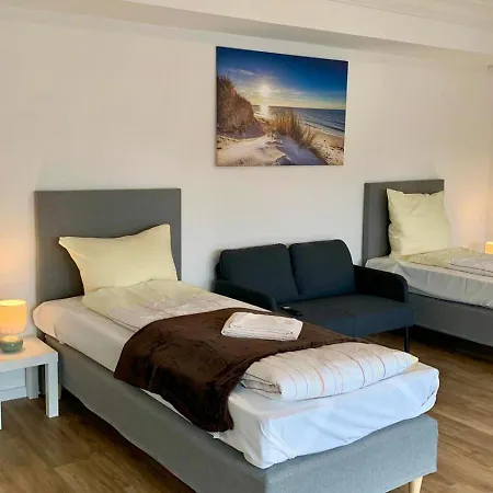 Lichtdurchflutetes City-apartment Im Herzen Der Stadt Apartment Neumünster